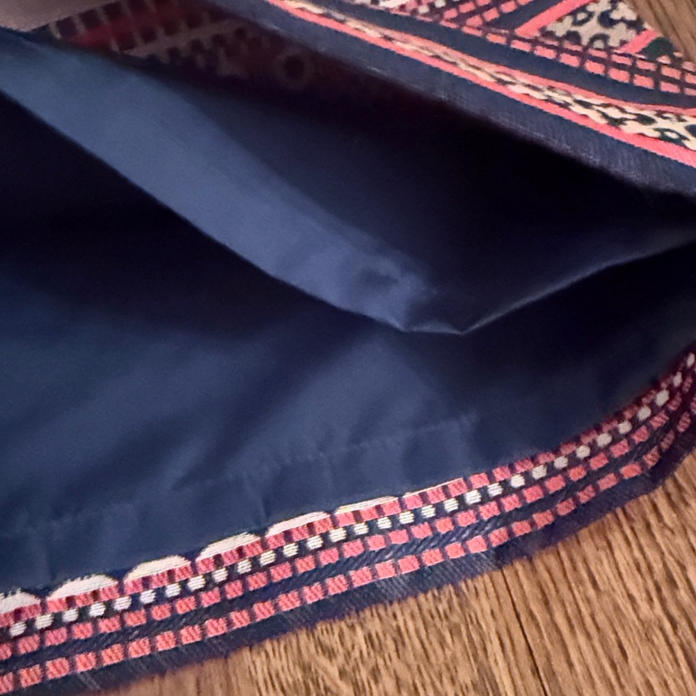 LOFT Patterned Pencil Skirt - Picture 4 of 5